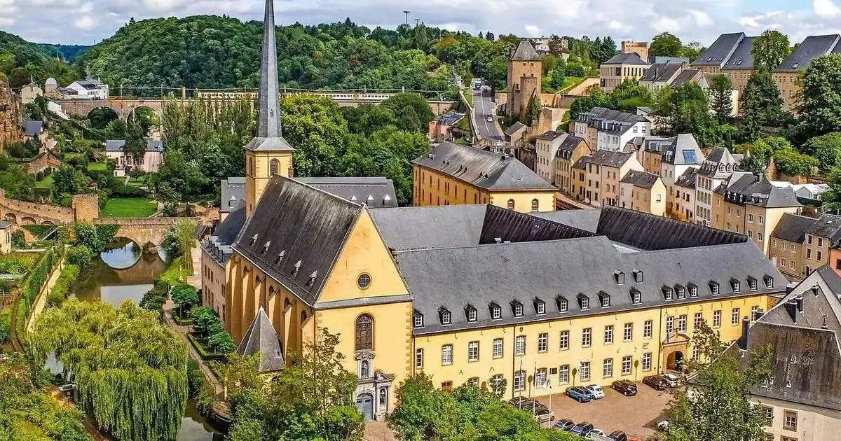 From Brussels: Guided Day Trip to Dinant and Luxembourg