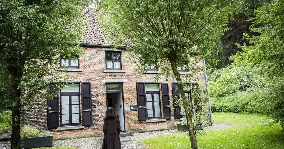 Mons: The Van Gogh House