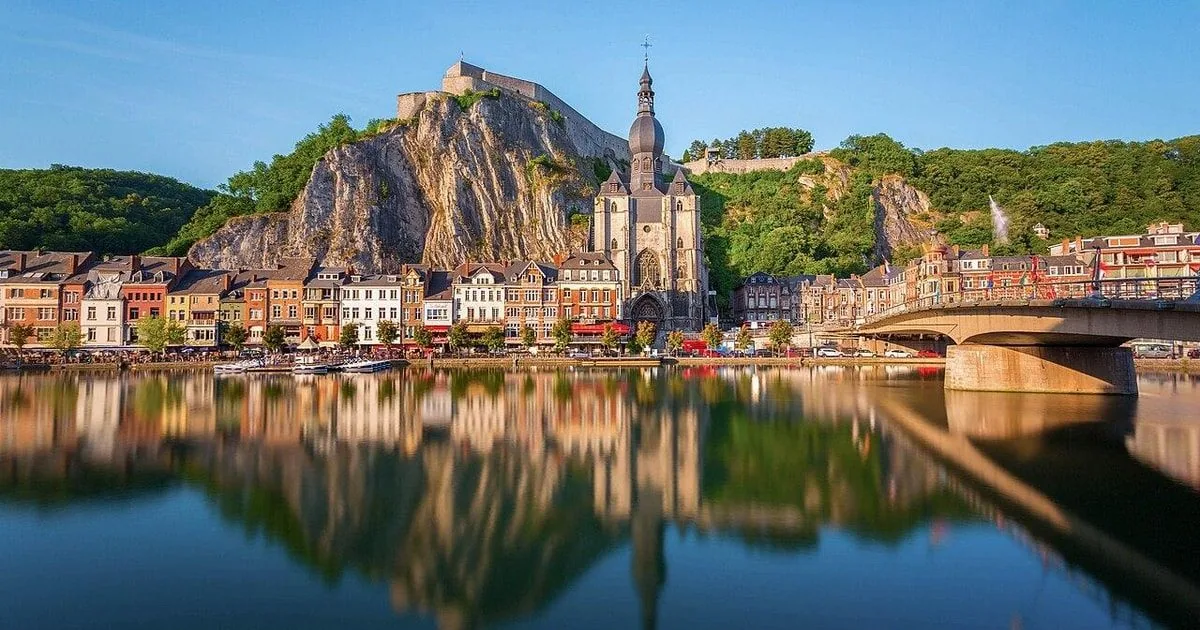 From Brussels: Dinant and Namur Private Day Trip